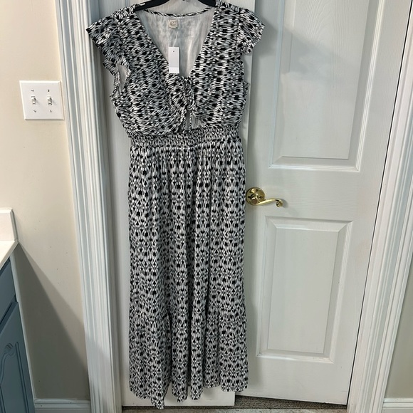 NWT LOFT Beach Black and White Tiered Cutout Maxi Dress SZ M - Picture 4 of 9